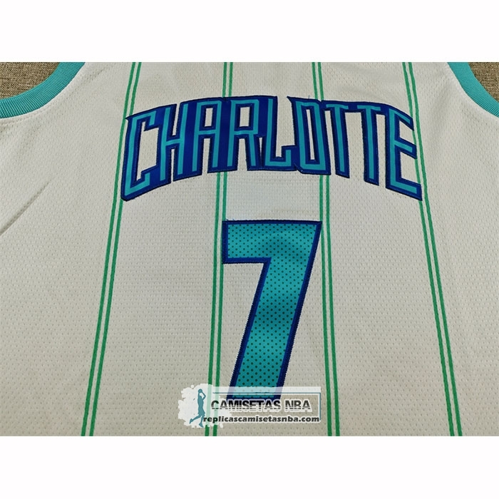 Camiseta Charlotte Hornets Kon Knueppel NO 7 Association 2025-26 Blanco